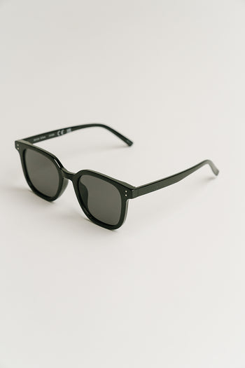 Samara Sunglasses in Black