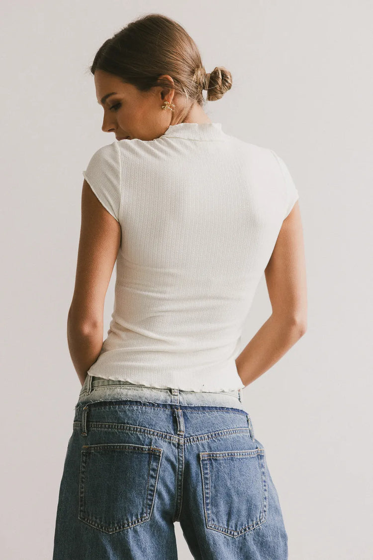 Plain color top in ivory 