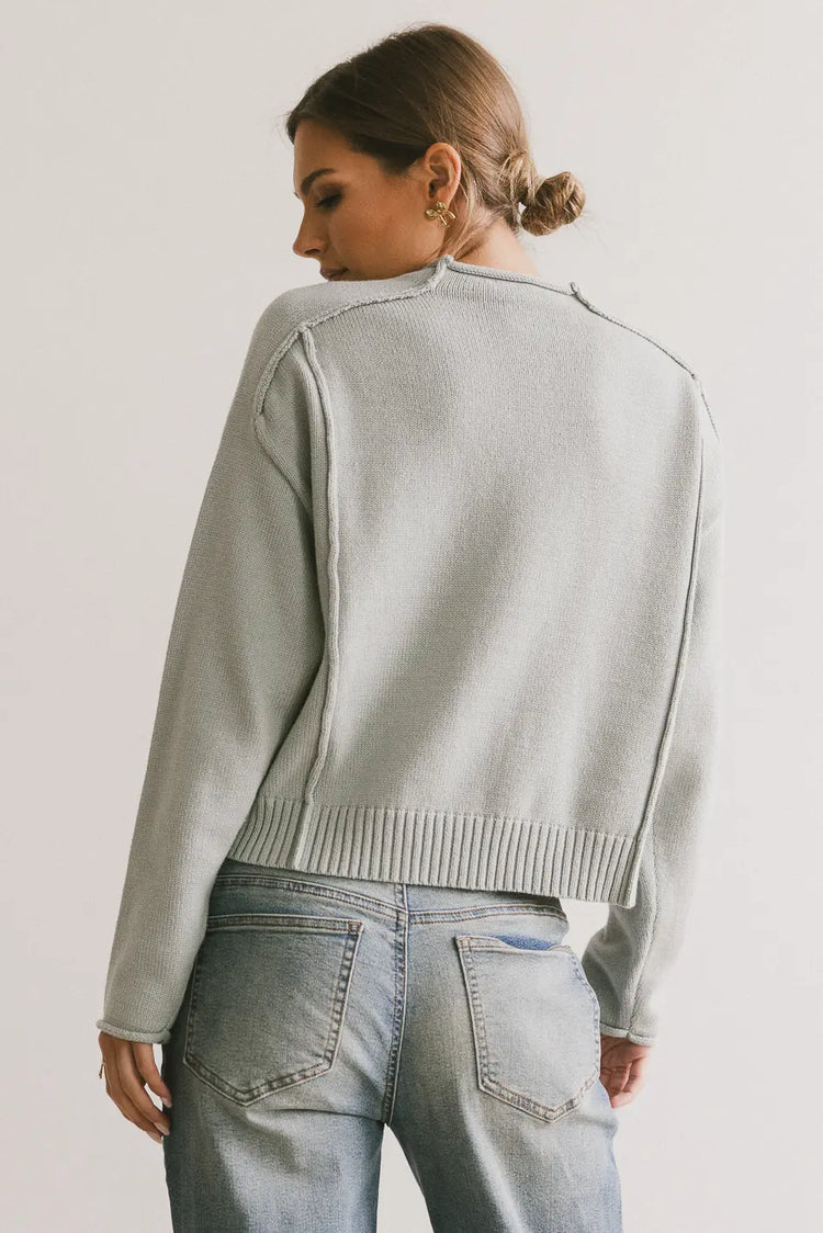 Plain color sweater in blue 