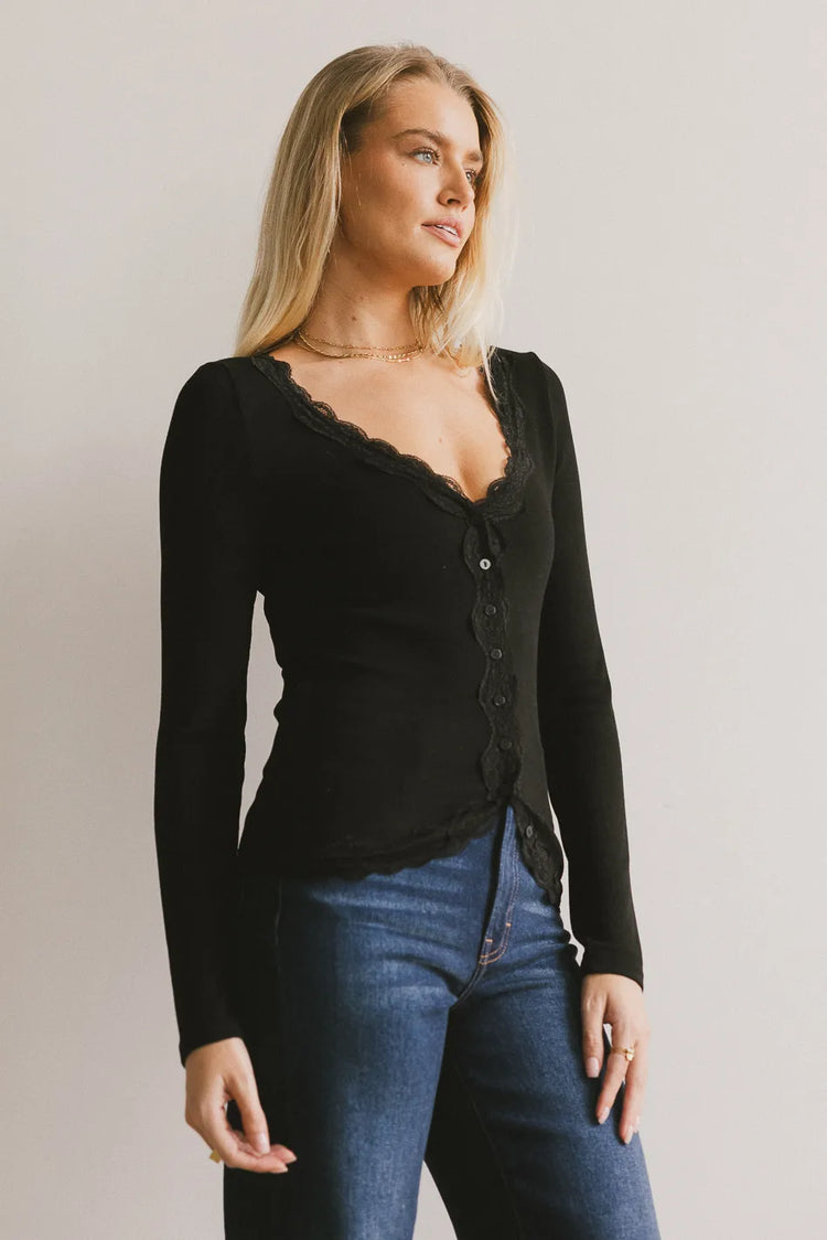 V-Neck top in black 