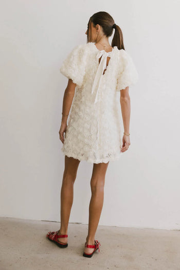 Adjustable back tie dress in ivory