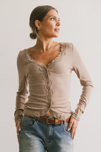 V-Neck top in taupe 
