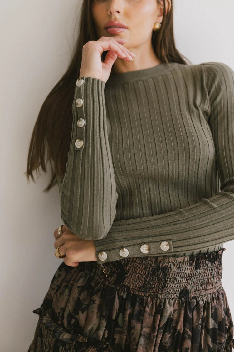 Ribbed top in olive 