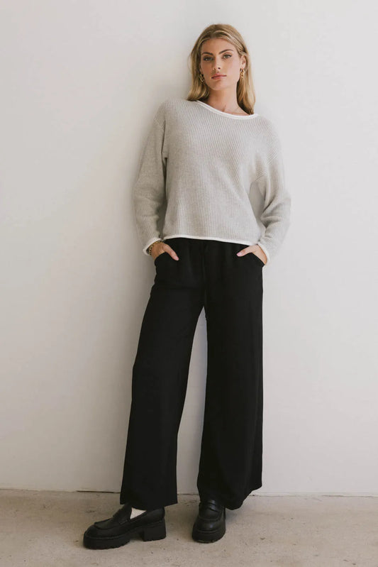 Wide leg pants in black 