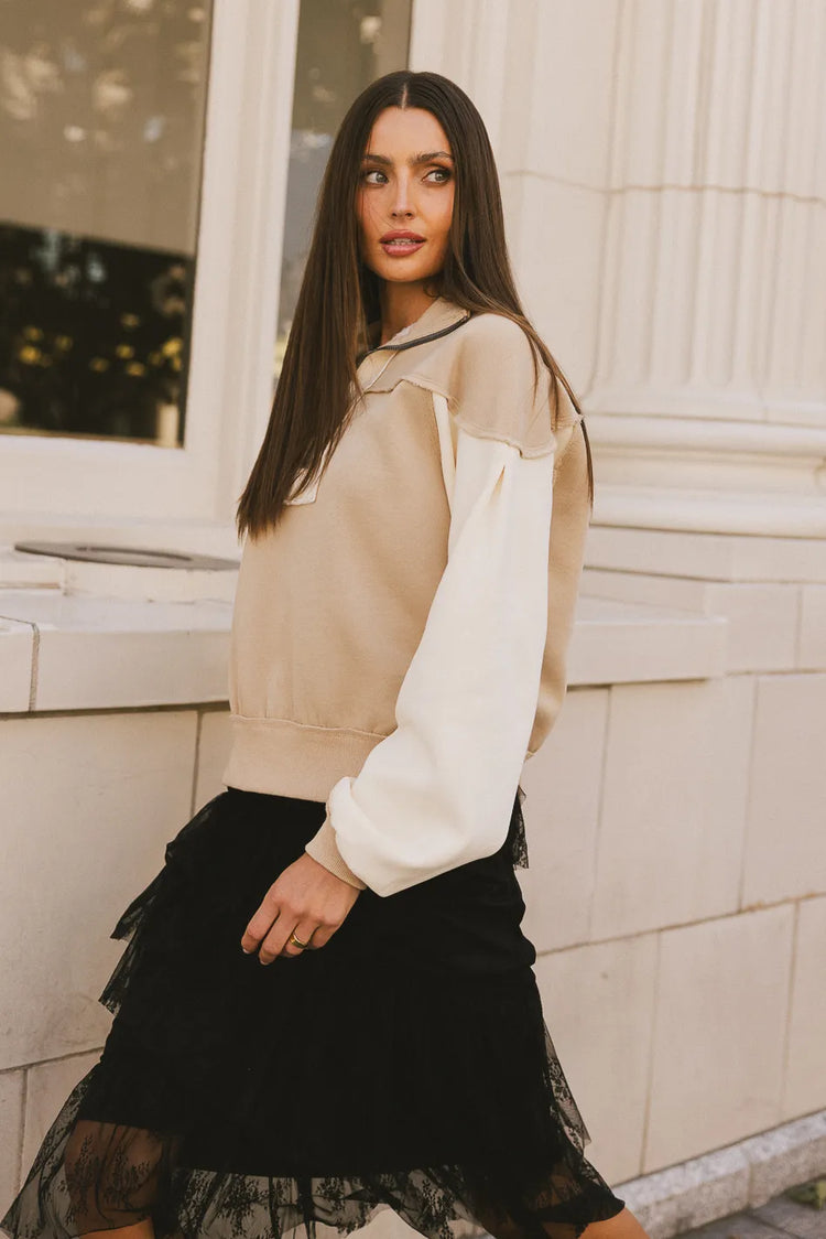 Cream sleeves sweater 