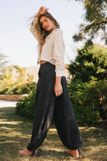 Avery Crinkle Joggers in Black - FINAL SALE