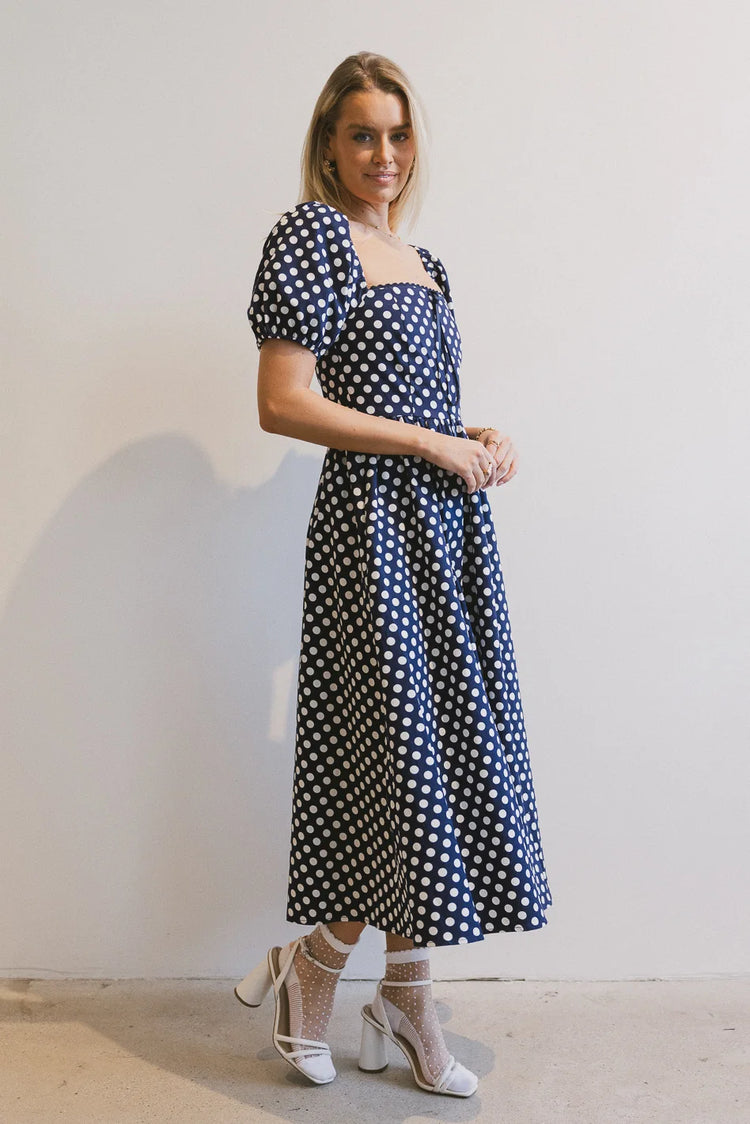 Short sleeves polka dot dress in navy 