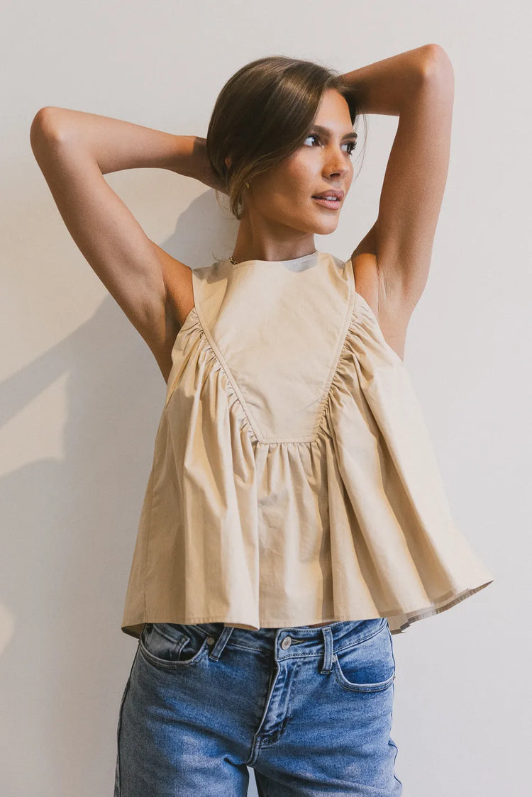 Woven top in tan 