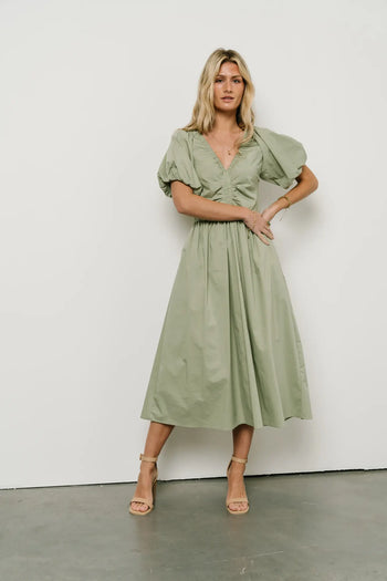 Woven midi dress in sage 