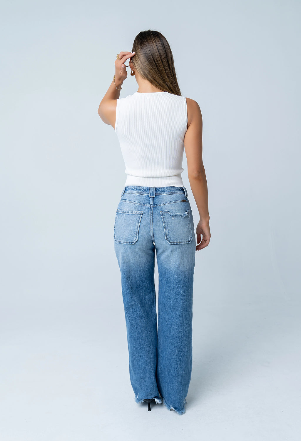Pria Distressed Wide Leg Jeans