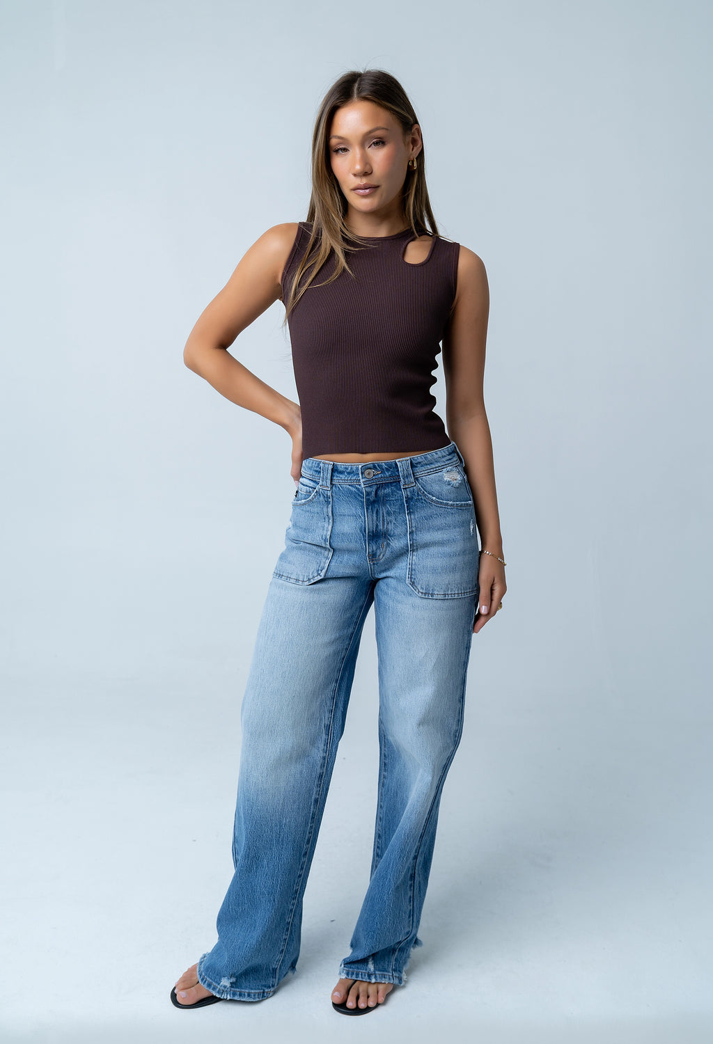 Pria Distressed Wide Leg Jeans