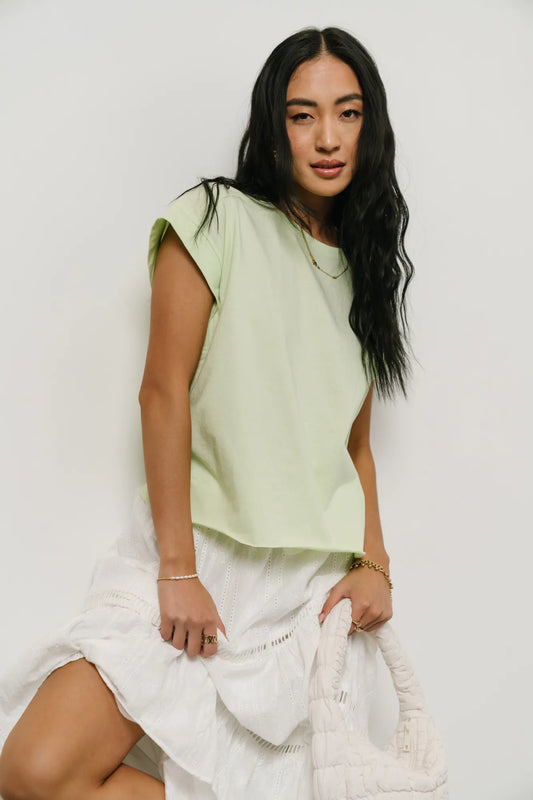 Basic tee in lime 