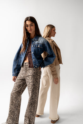 DARK WASH DENIM