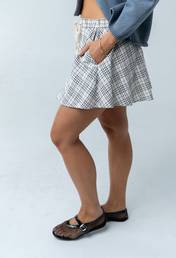 Katherine Plaid Shorts in Black