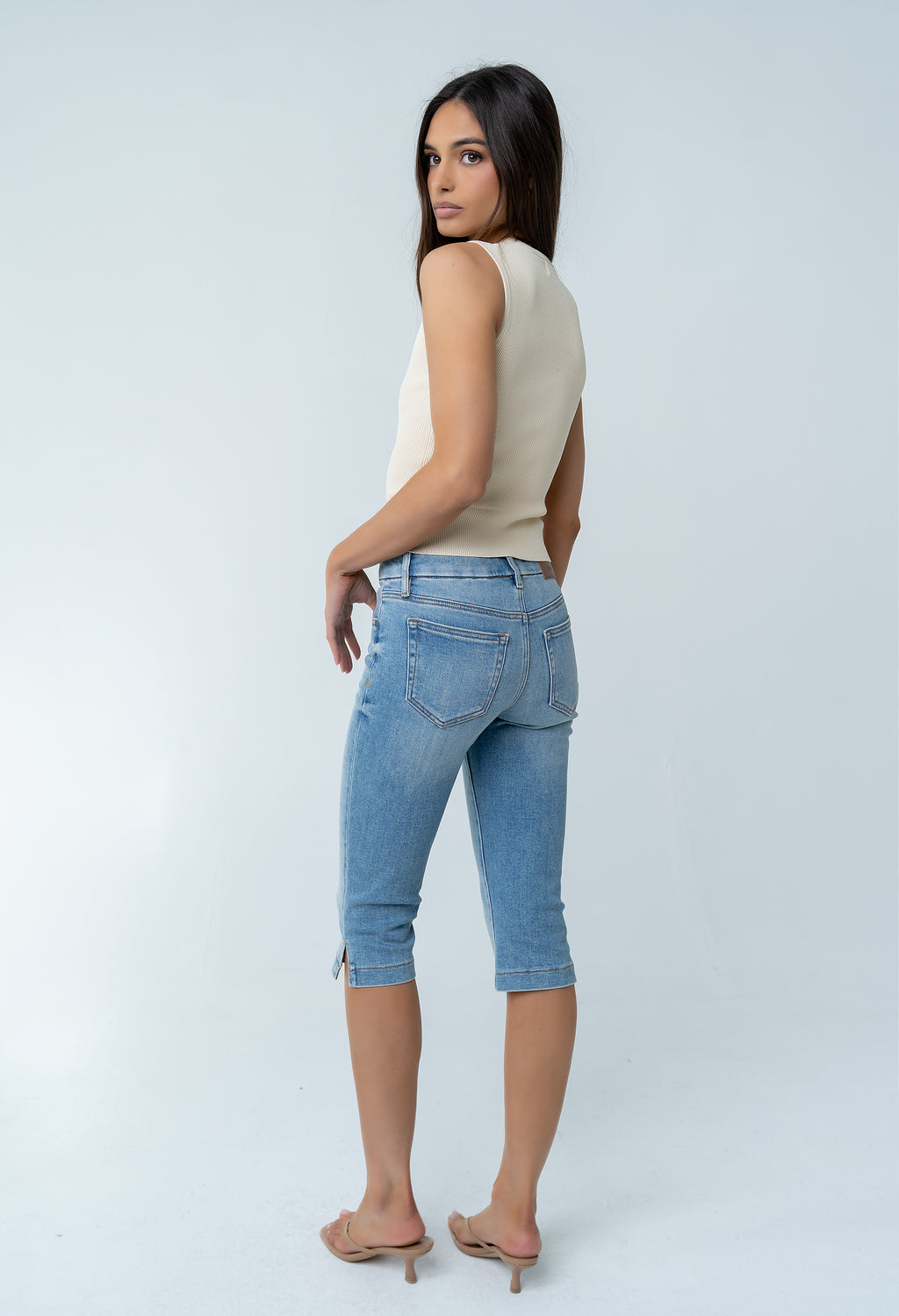 Patty Skinny Cropped Capri