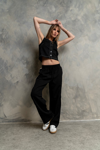 Jazzy Baggy Pants in Black