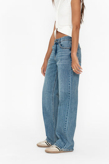 Marshall Straight Leg Jeans in Medium Wash