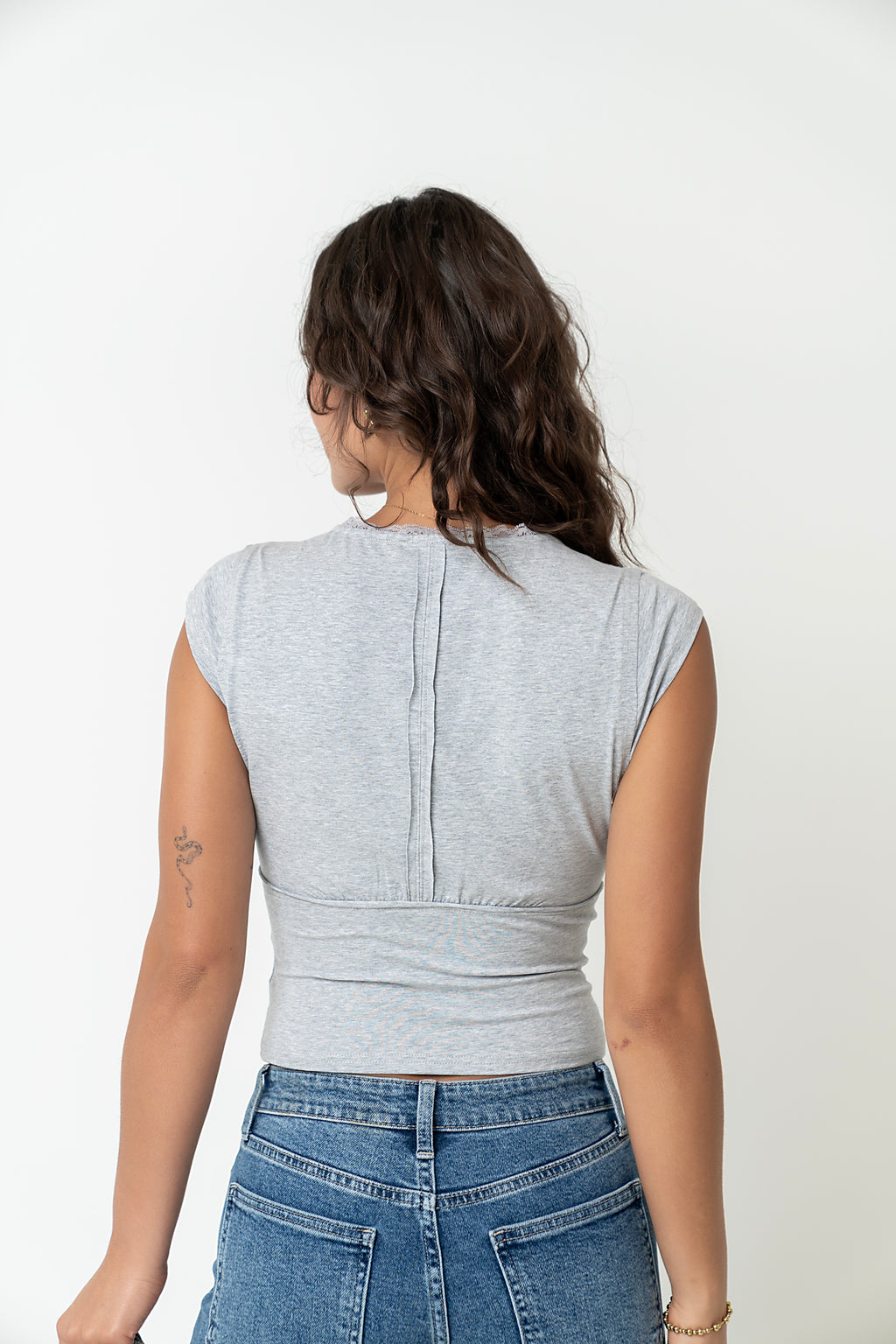 Kinzey Lace Trim Top in Heather Grey