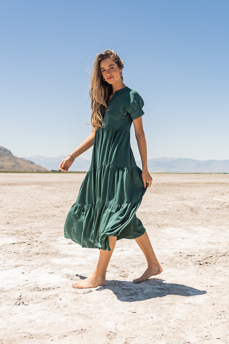 Amanda Tiered Dress in Emerald | böhme