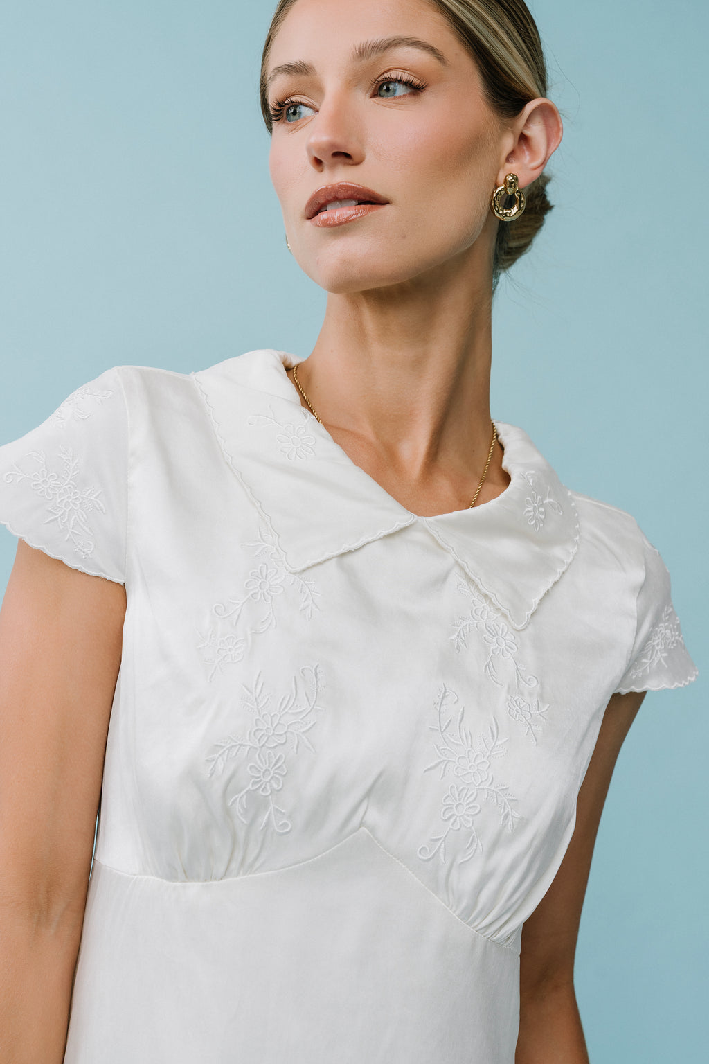 ivory flutter sleeve dress Ivory V Neck Flutter Sleeve Scallop Hem Dress *FINAL SALE* – SSYS main image 1