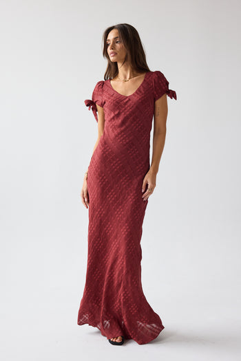 Kimmie Maxi Dress in Red-Brown