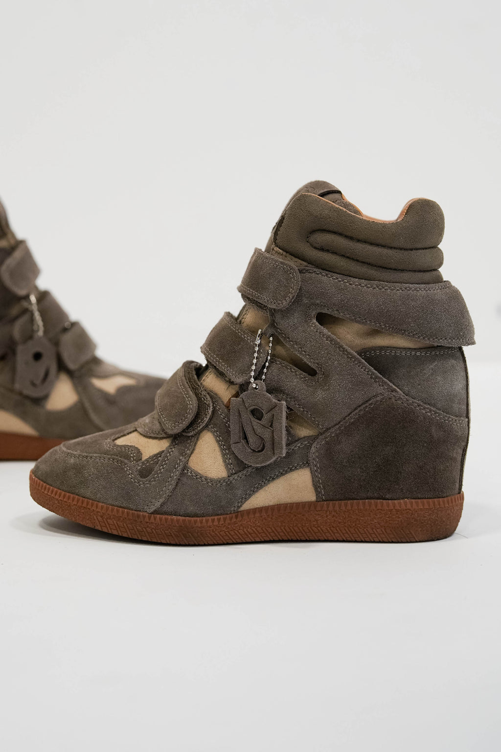 Steve Madden Mavis Lace-Up Sneaker