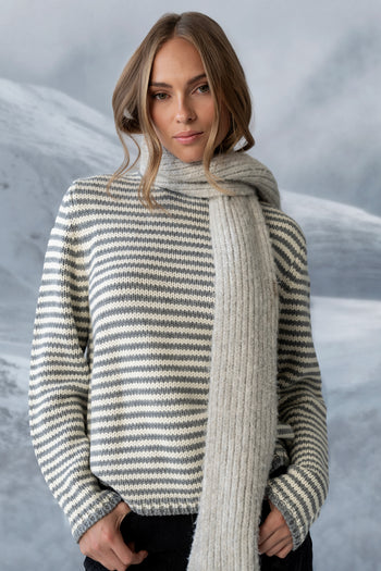 Jones Knit Sweater in Heather Grey