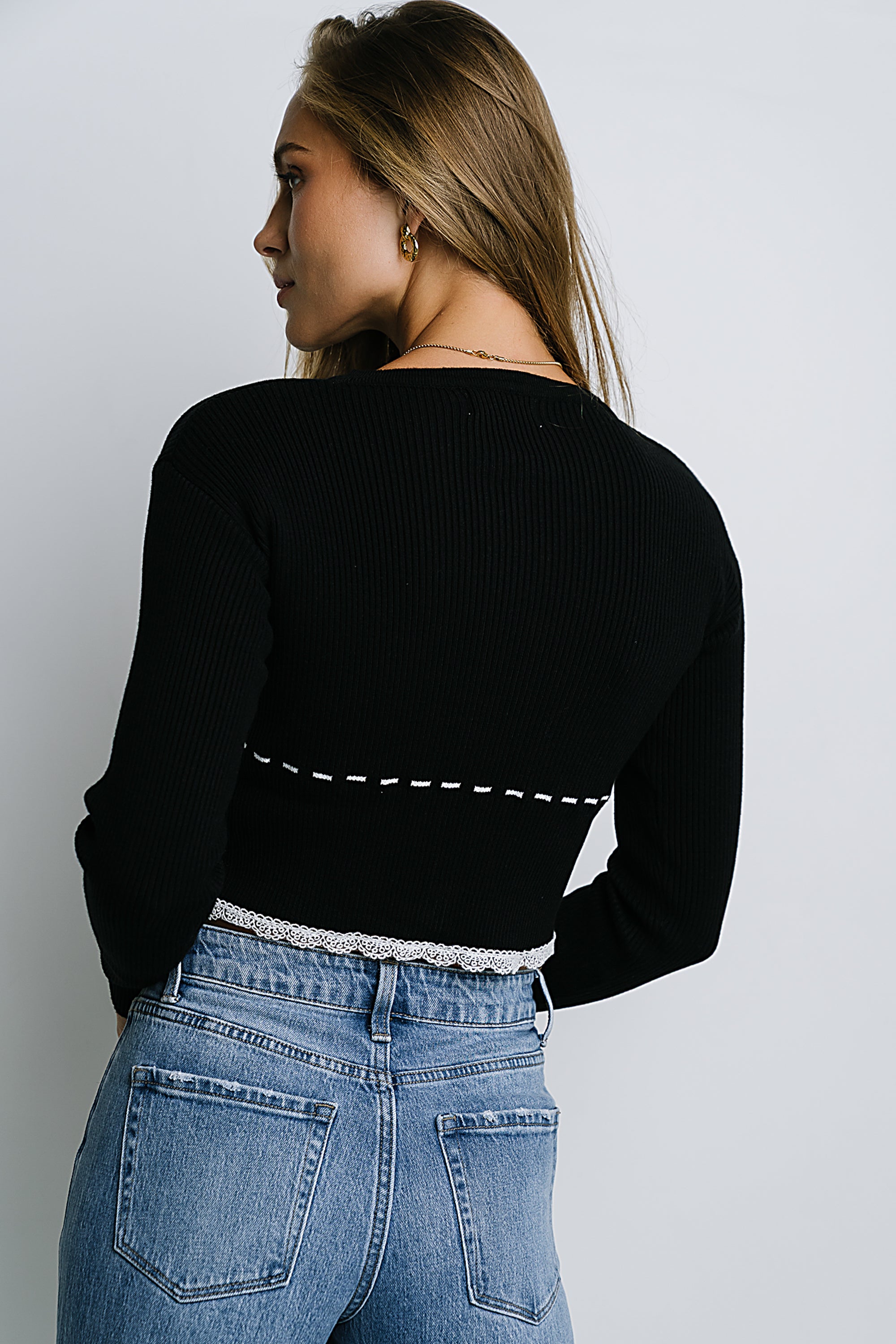 アイレネ IRENE 2way fringe best 黒 Irene Ribbed Sweater in Black - FINAL SALE