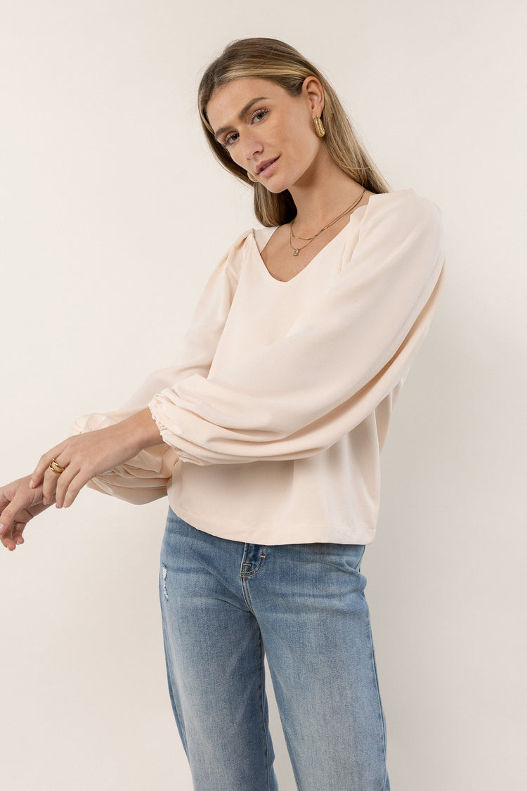 V-neck blouse with puffy sleeves