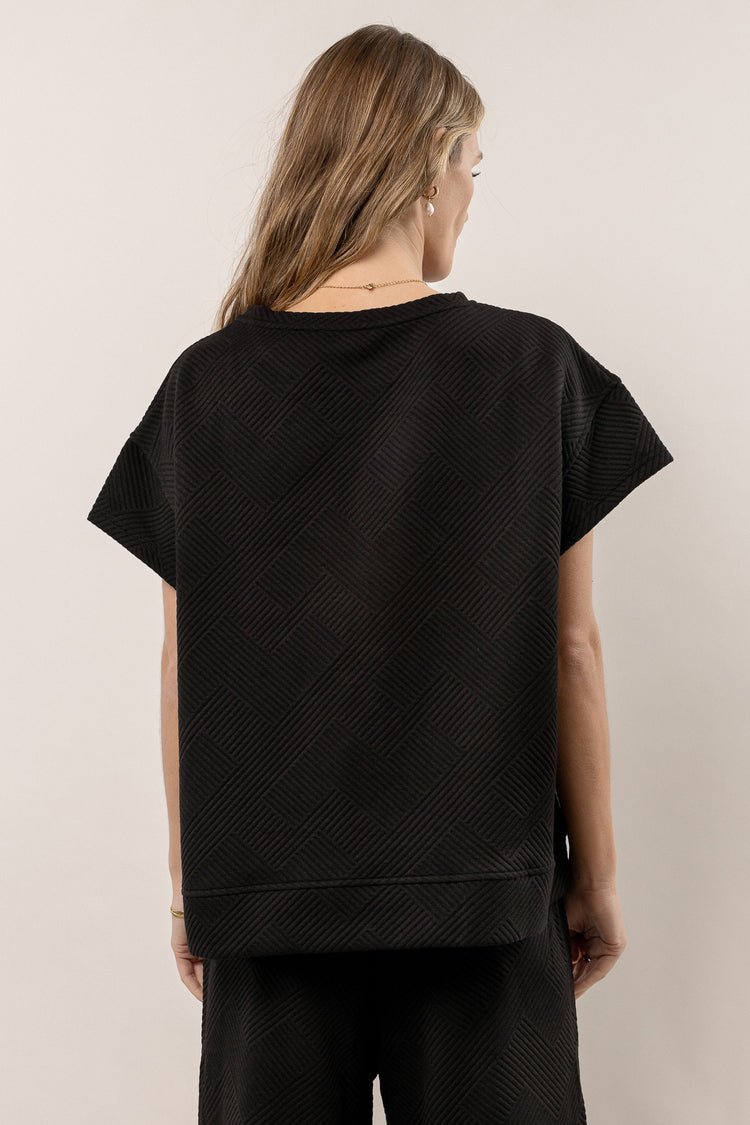 black oversized quilted tee shirt