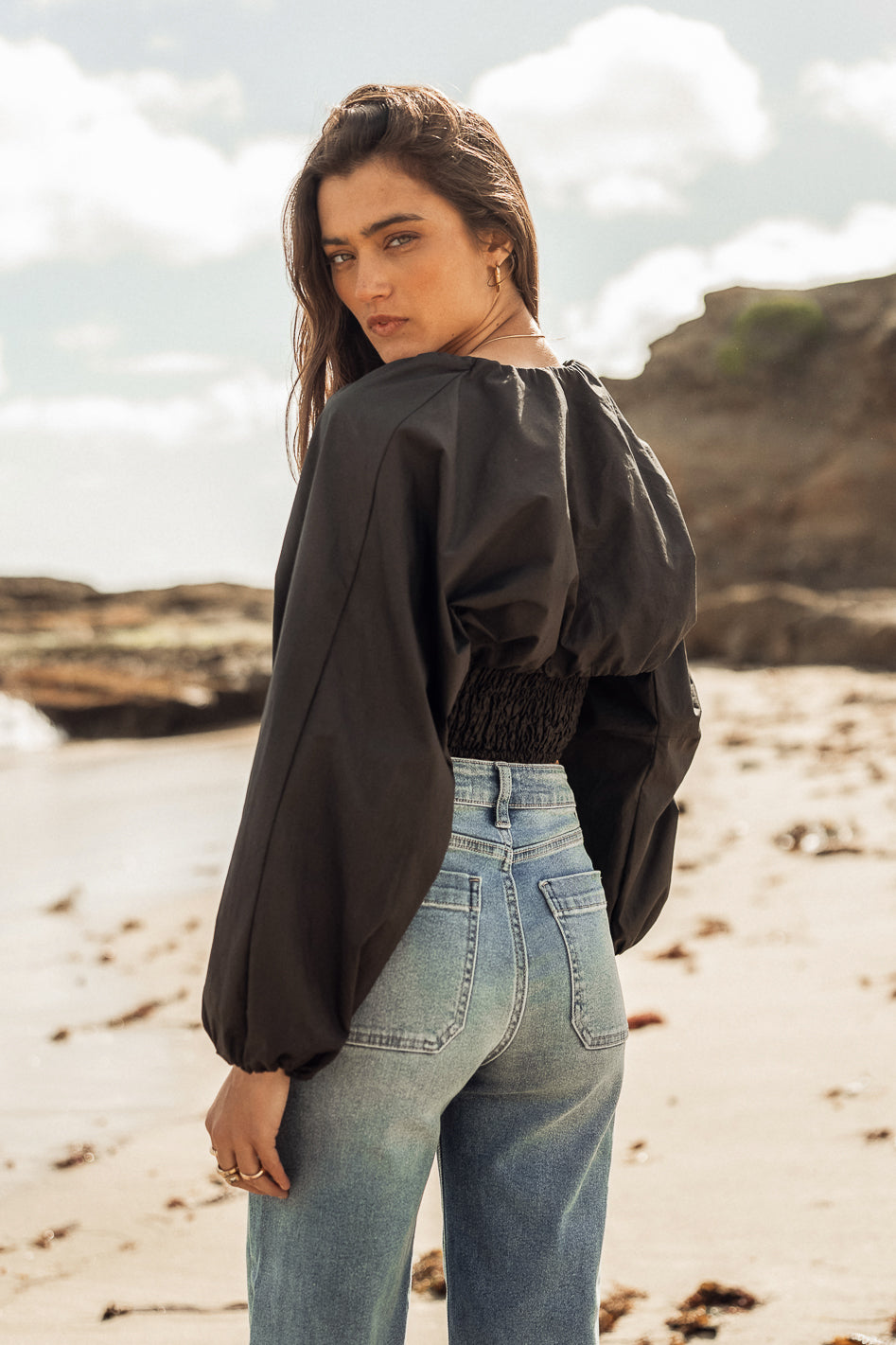 Leila Wide Leg Jeans in Medium Wash - FINAL SALE