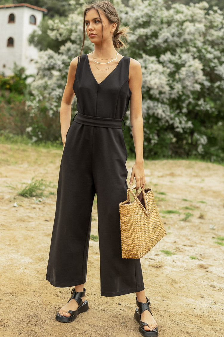 wide leg jumpsuit with pockets