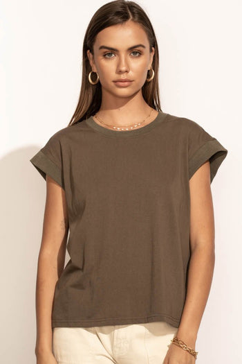 Arlo Top in Olive