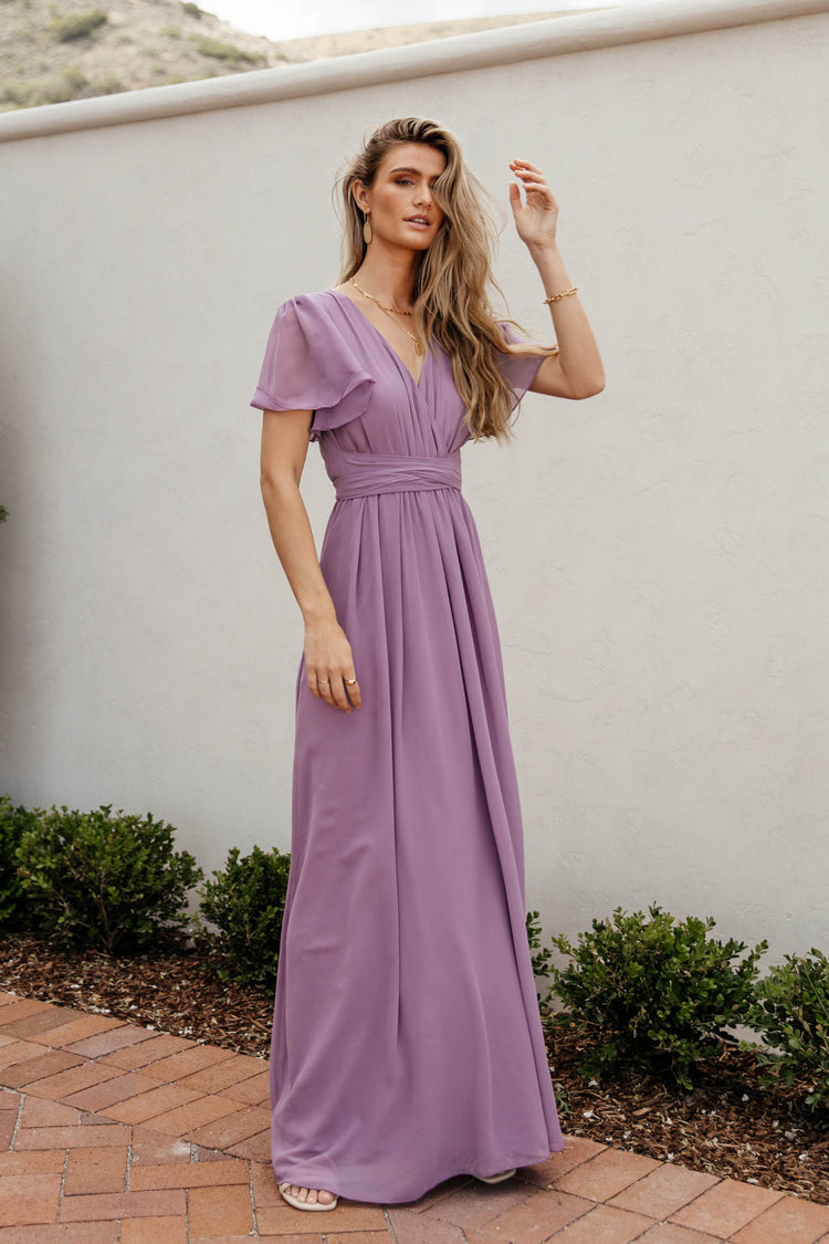 lilac dress with short sleeves