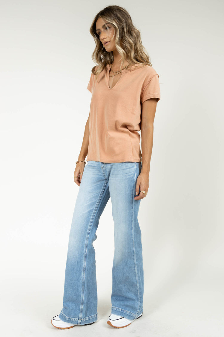 wide leg jeans with no distressing