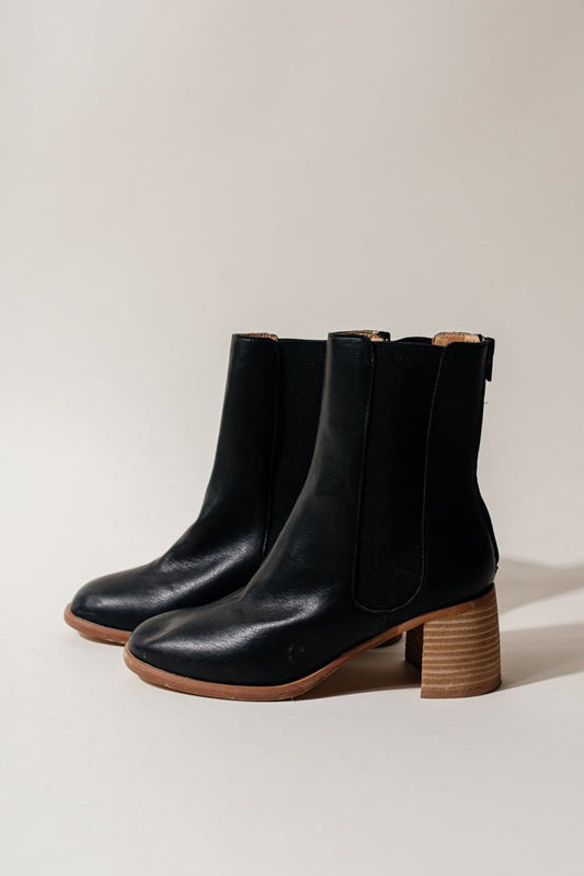 black ankle boots with heel