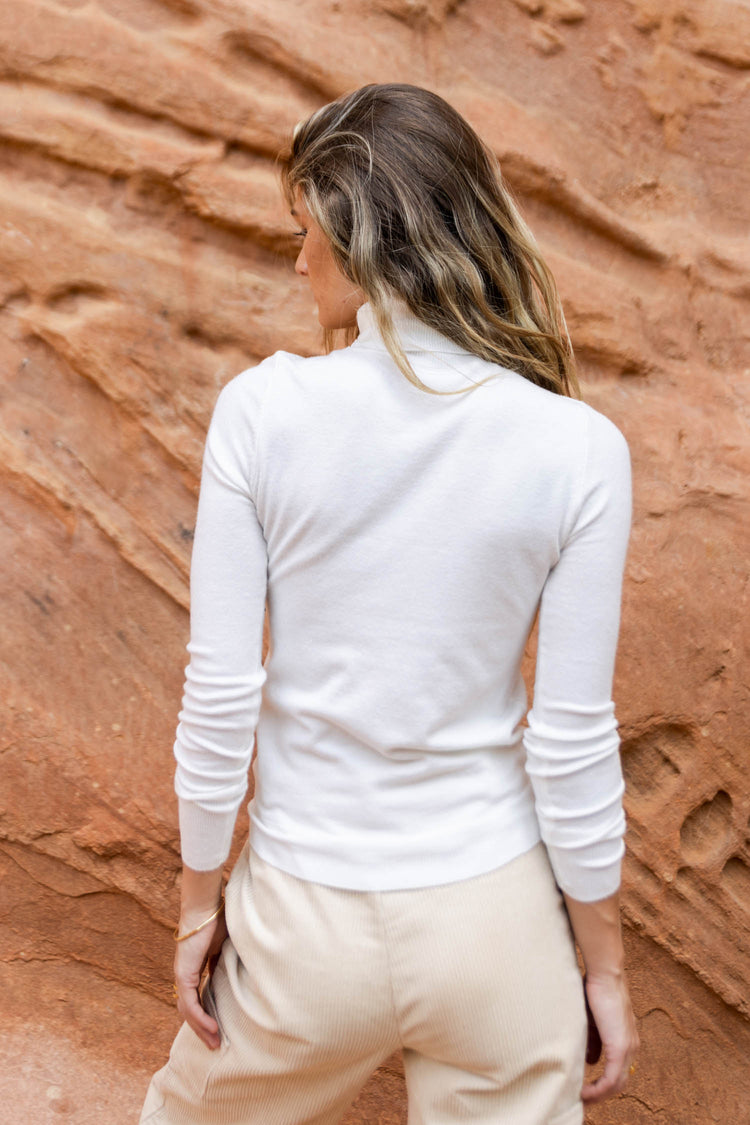 fitted long sleeve white top