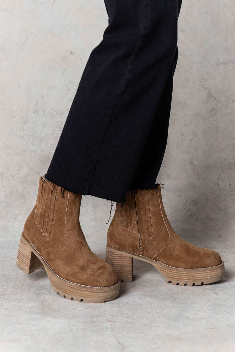 camel boots with platform