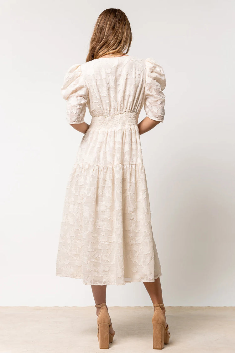 cream short sleeve dress