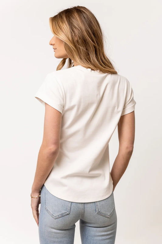 short sleeve white tee with round neck