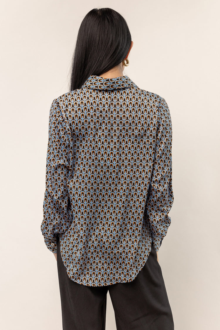 blue printed long sleeve collared top