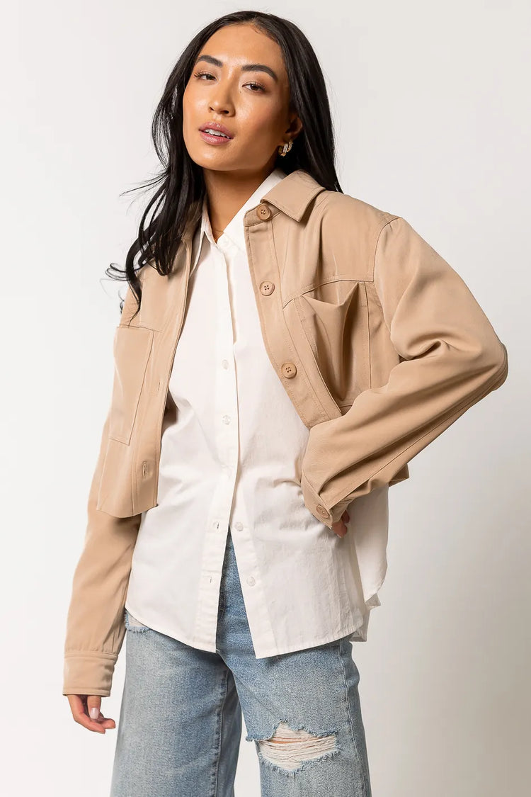 long sleeve tan cropped jacket