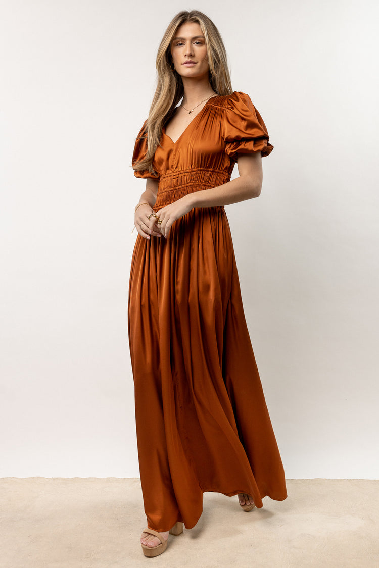 maxi dress with puff sleeves