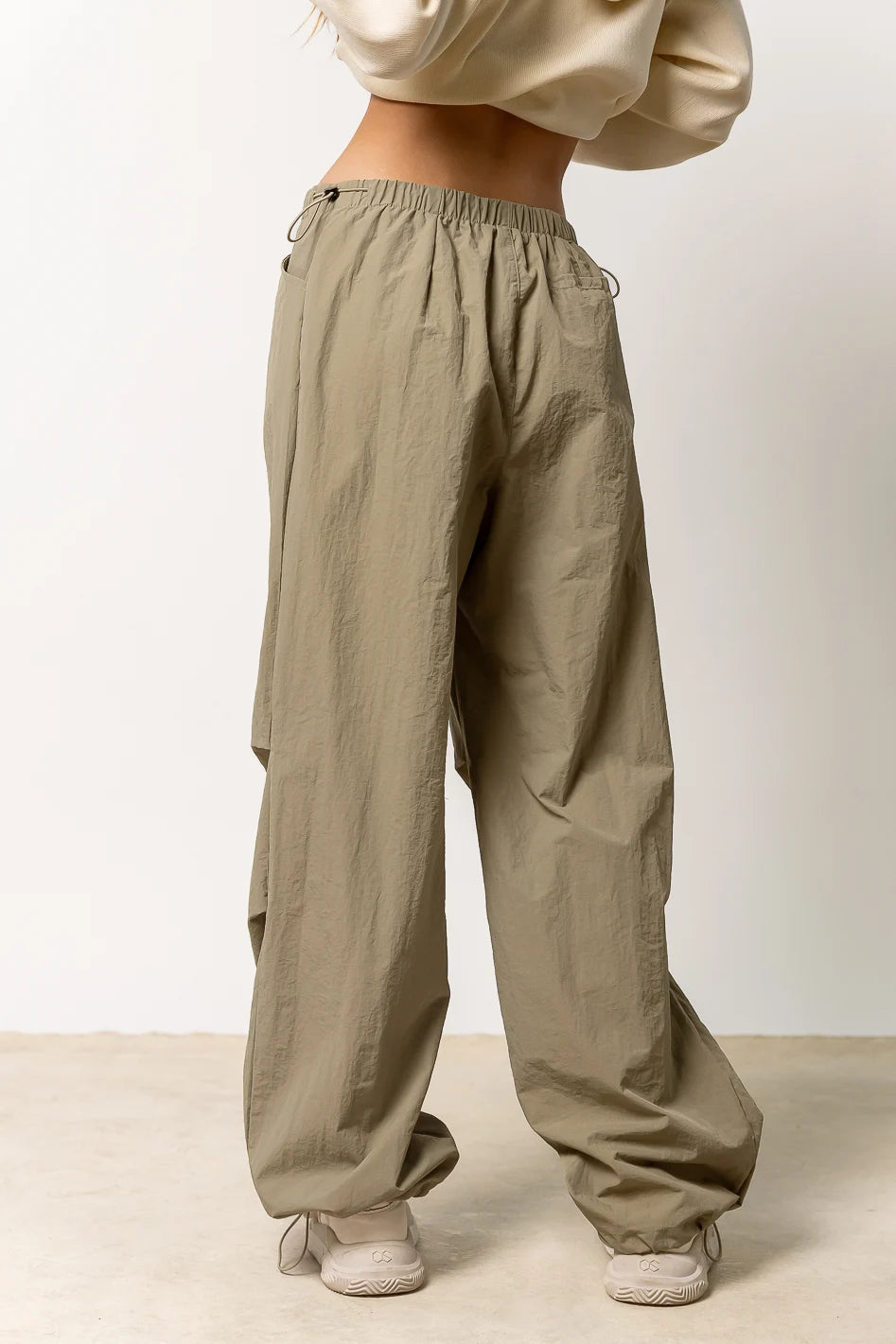 Division Parachute Pants – The Ragged Priest